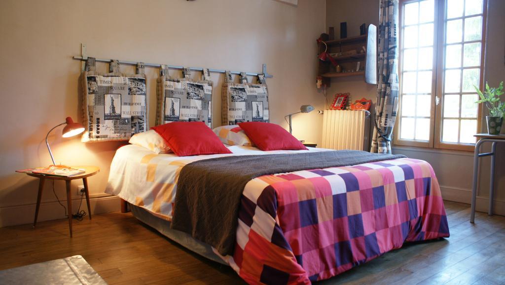 Hotel La Maison Bleue Arquian Zewnętrze zdjęcie